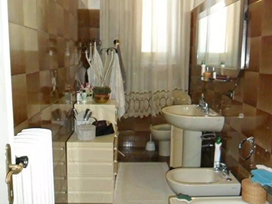 Immagine 8 di Appartamento in vendita  a Empoli