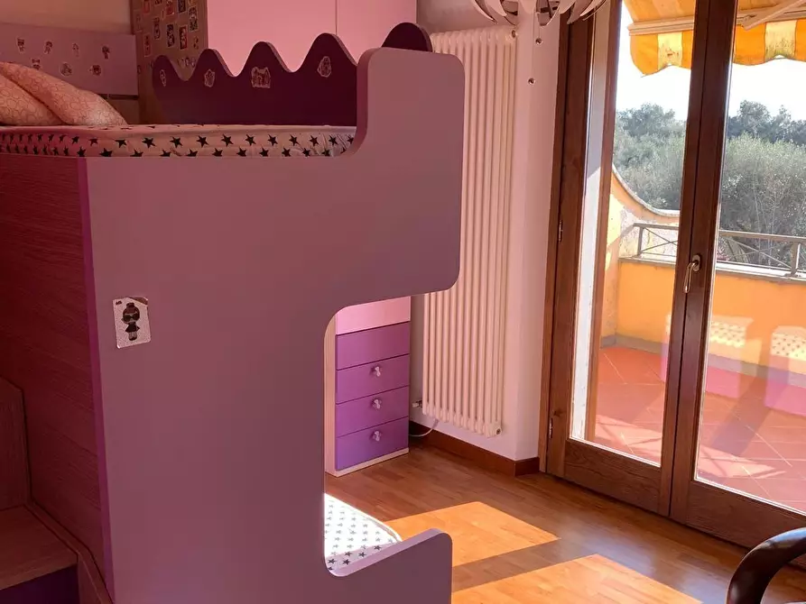 Immagine 18 di Casa bifamiliare in vendita  a Montignoso