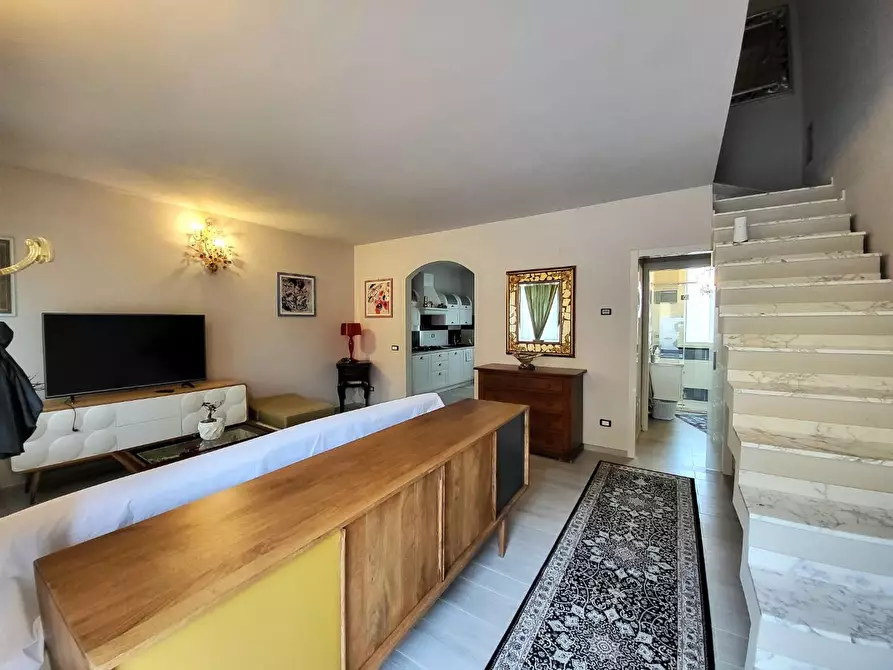 Immagine 2 di Terratetto in vendita  a Cascina