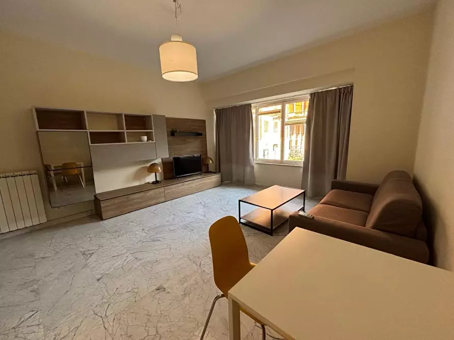 Immagine 1 di Appartamento in vendita  a Carrara