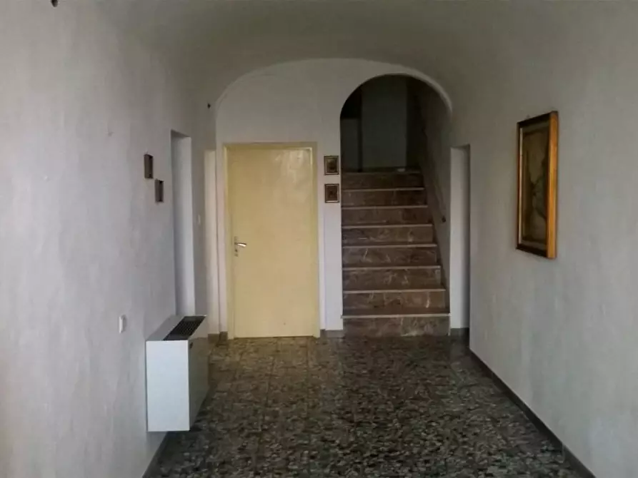 Immagine 4 di Villa in vendita  a Semproniano