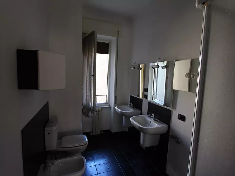 Immagine 14 di Appartamento in vendita  a La Spezia