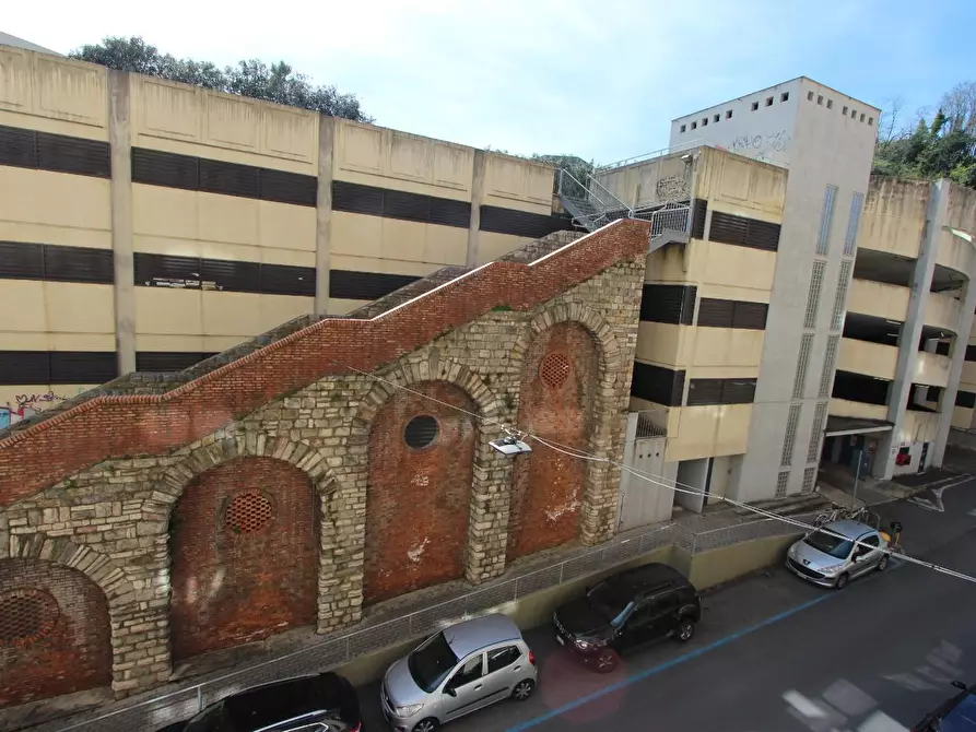 Immagine 9 di Appartamento in vendita  a La Spezia