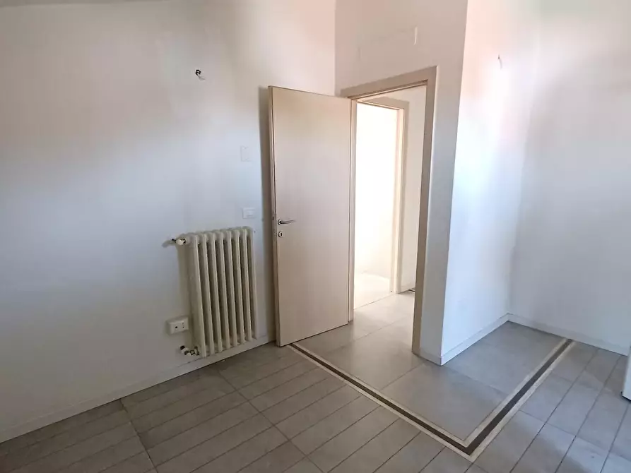 Immagine 12 di Appartamento in vendita  a Vinci