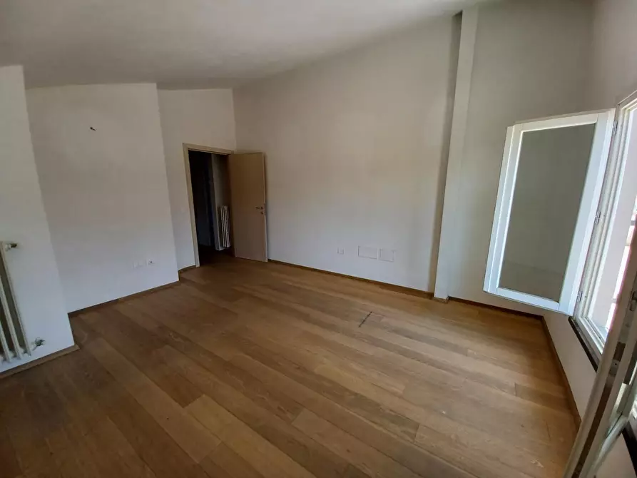 Immagine 28 di Appartamento in vendita  a Vinci