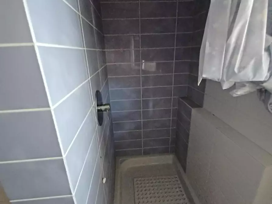 Immagine 33 di Appartamento in vendita  a Vinci