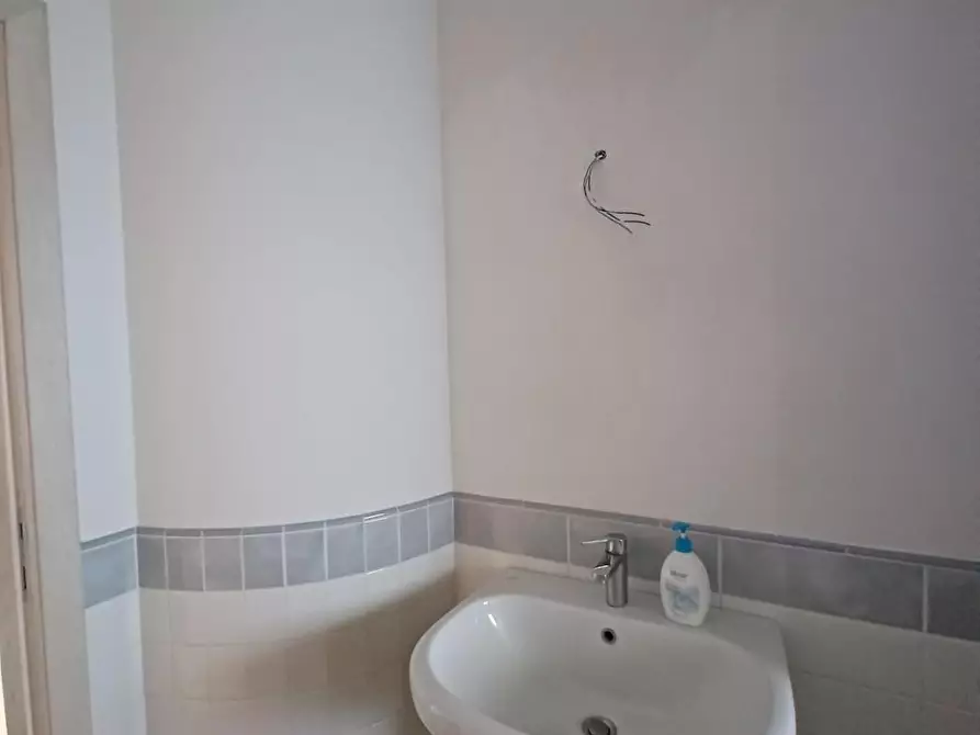 Immagine 34 di Appartamento in vendita  a Vinci