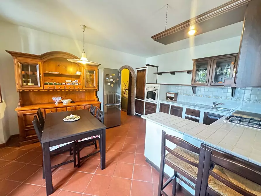 Immagine 7 di Casa bifamiliare in vendita  a Forte Dei Marmi