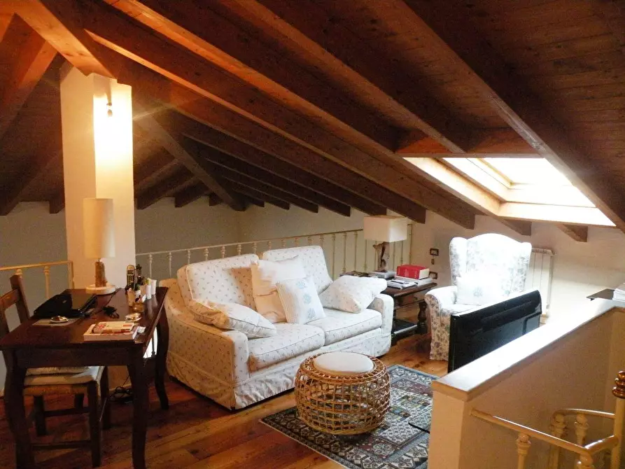 Immagine 14 di Casa bifamiliare in vendita  a Massa