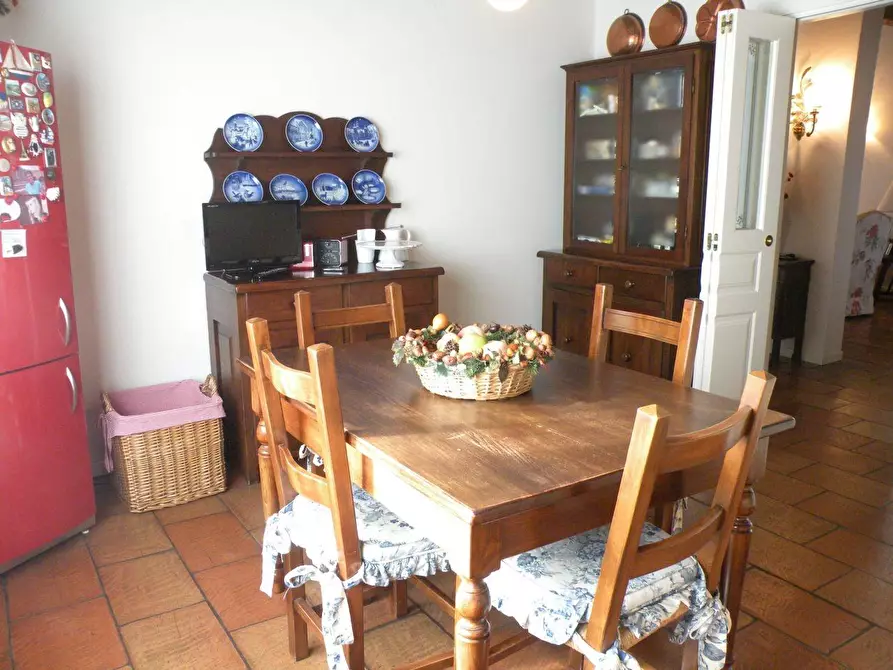 Immagine 8 di Casa bifamiliare in vendita  a Massa