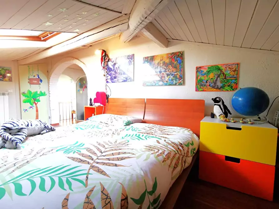 Immagine 27 di Villa in vendita  a Cascina