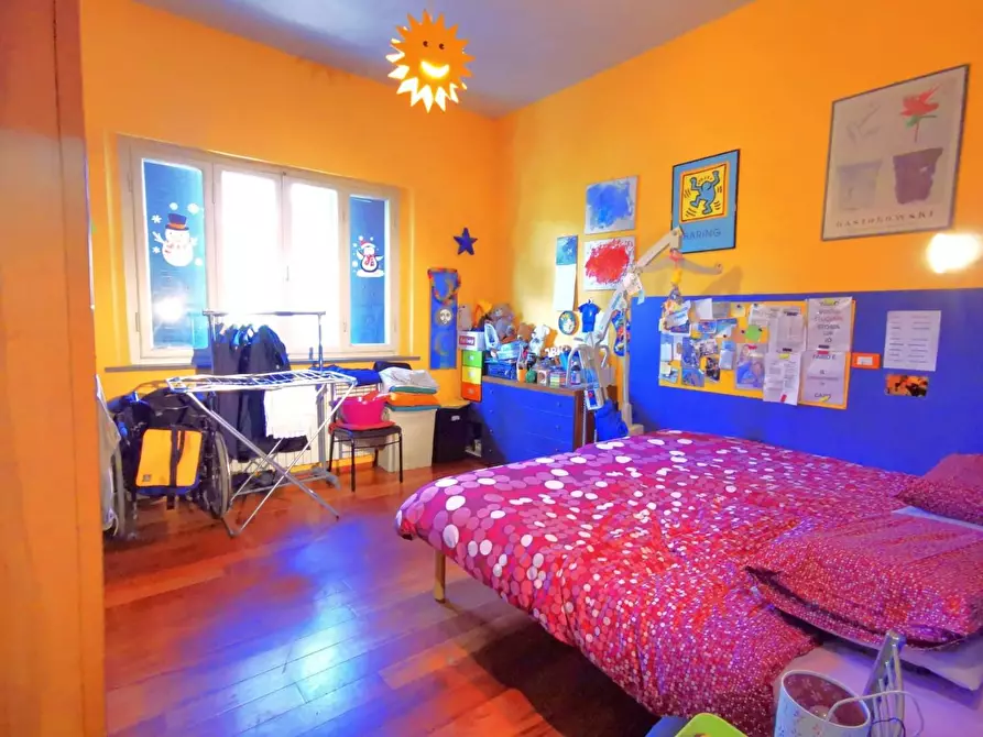 Immagine 16 di Villa in vendita  a Cascina