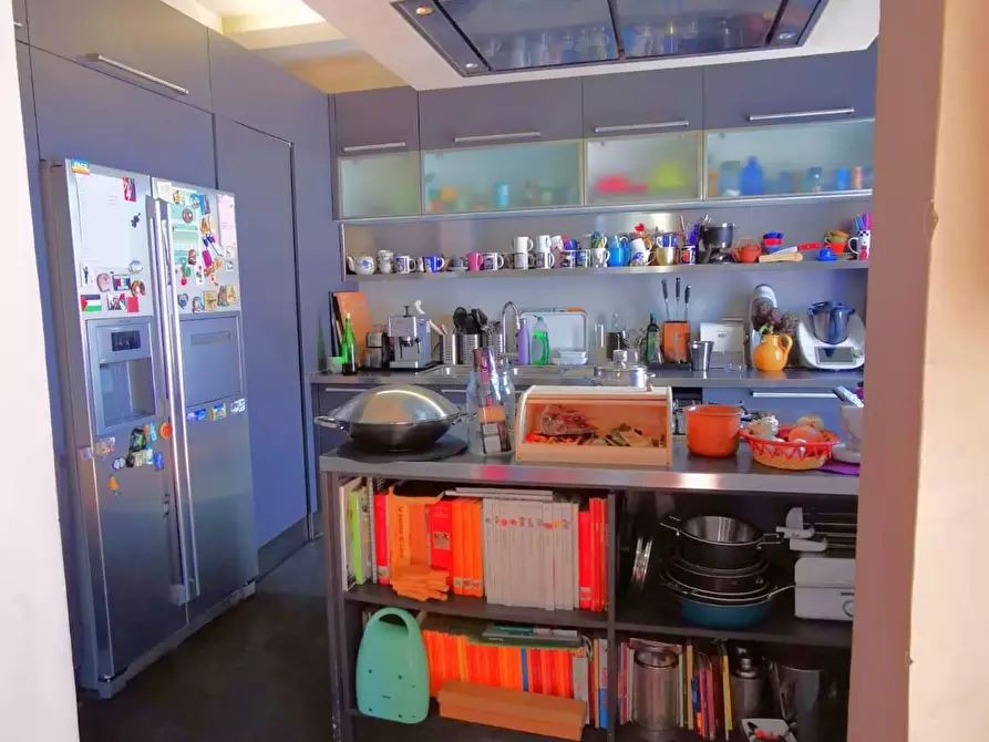 Immagine 15 di Villa in vendita  a Cascina