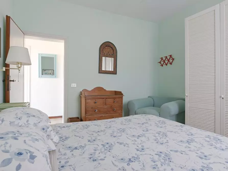 Immagine 9 di Palazzo in affitto  a Forte Dei Marmi