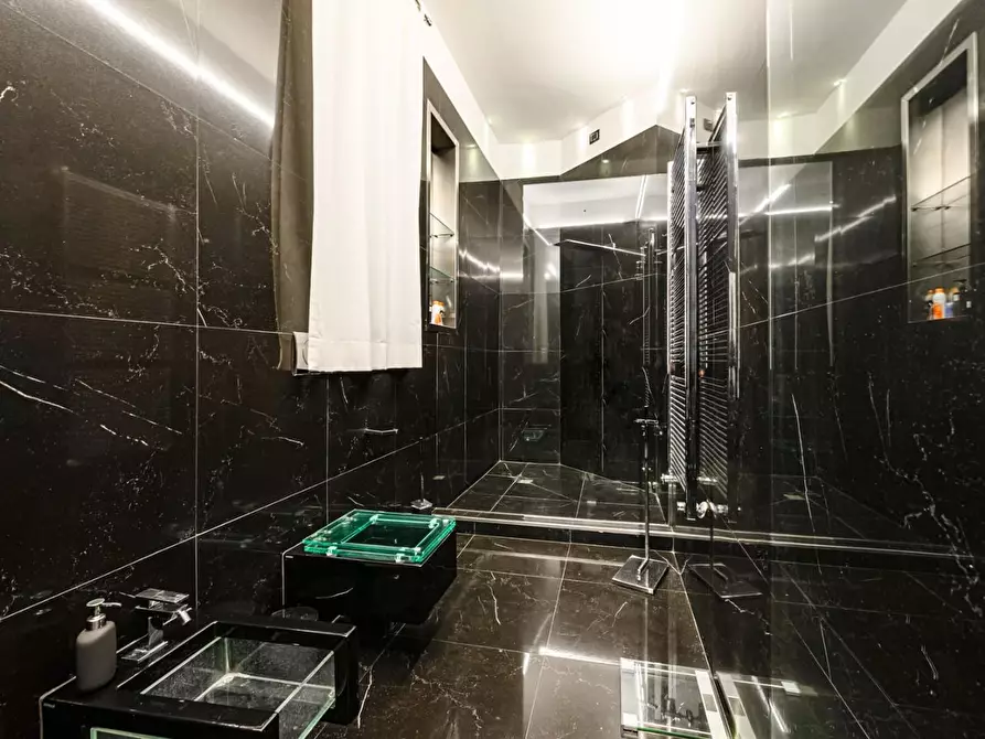 Immagine 18 di Appartamento in affitto  a Pisa