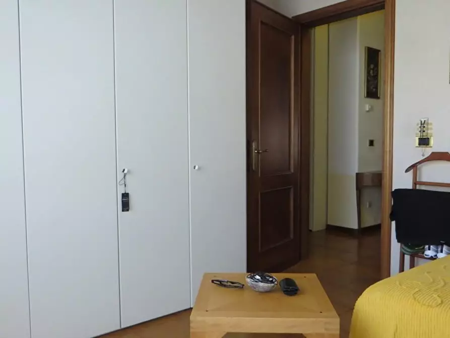 Immagine 6 di Appartamento in vendita  a Massa