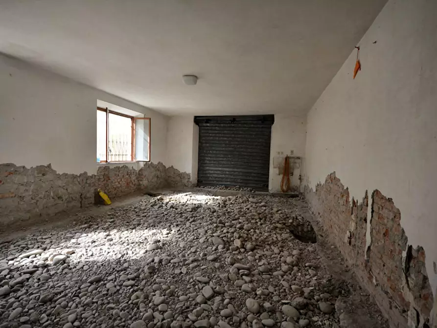 Immagine 24 di Villa in vendita  a Lucca