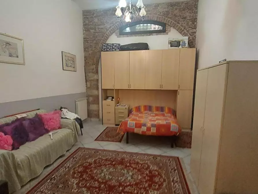 Immagine 3 di Appartamento in vendita  a Carrara