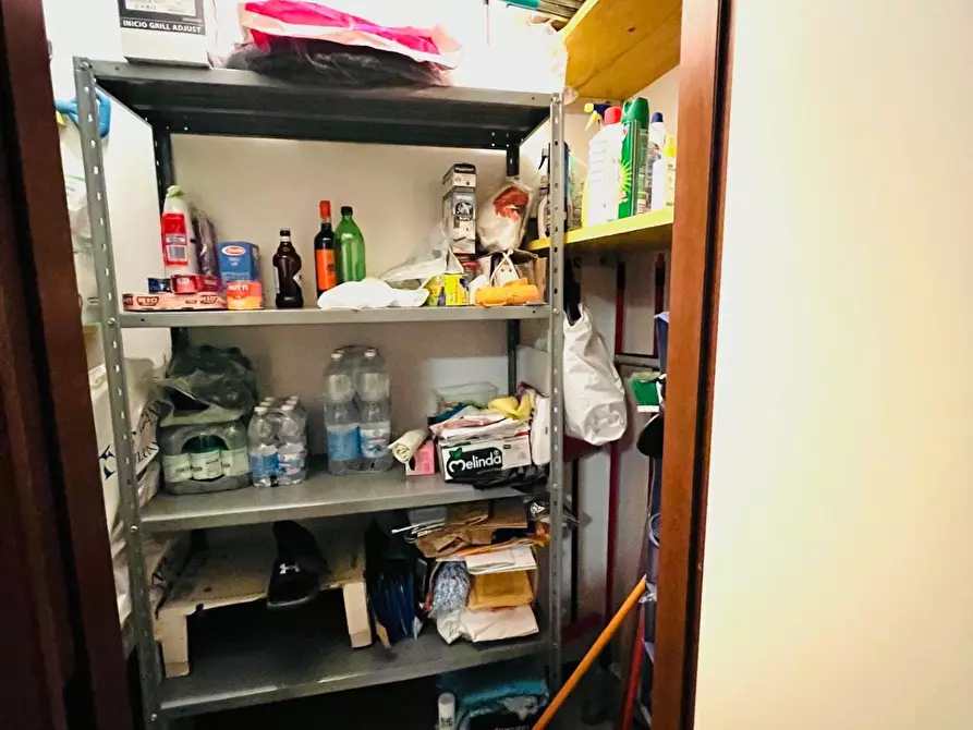 Immagine 12 di Appartamento in vendita  a Massa