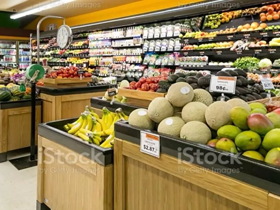Immagine 3 di Alimentari in vendita  a Fosdinovo