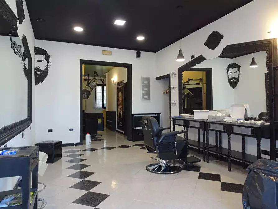 Immagine 16 di Locale commerciale in vendita  a Montopoli In Val D'arno