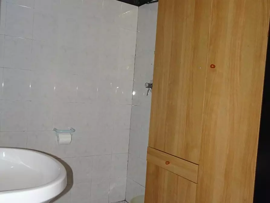 Immagine 12 di Locale commerciale in vendita  a Montopoli In Val D'arno