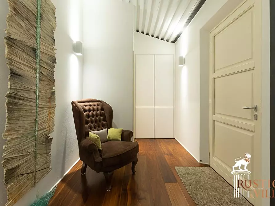 Immagine 29 di Villa in vendita  a Pisa