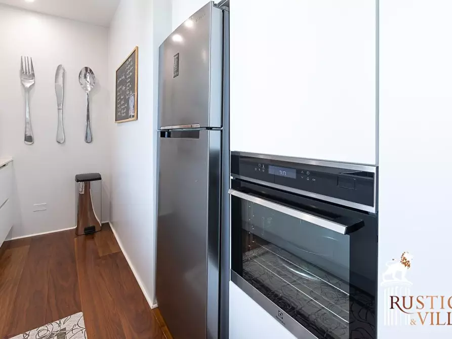 Immagine 26 di Villa in vendita  a Pisa