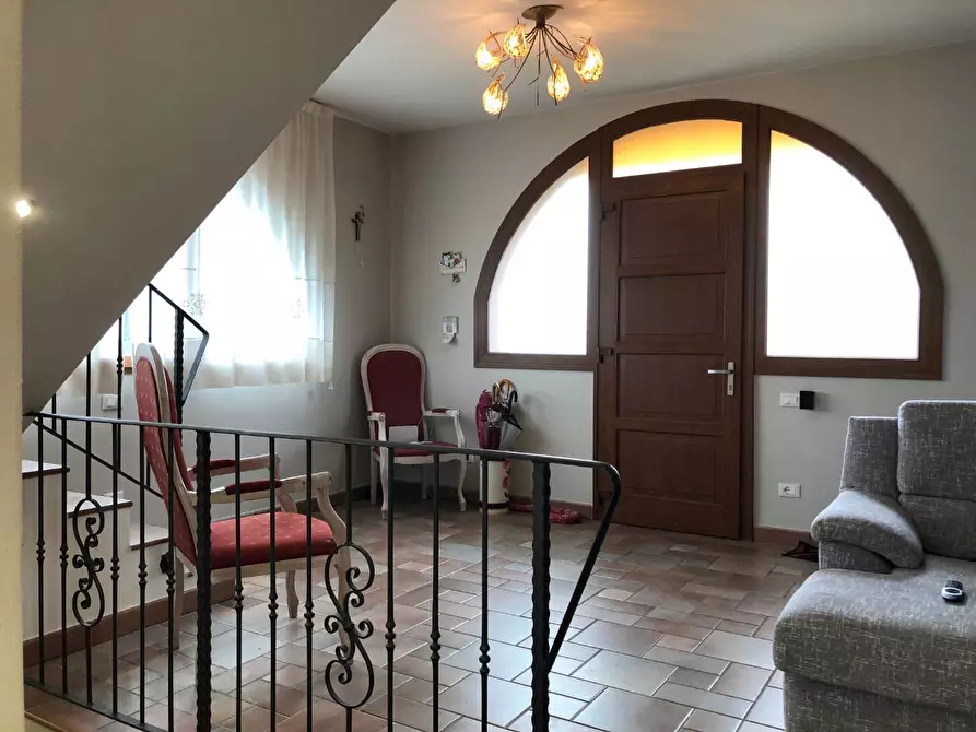 Immagine 12 di Deposito in vendita  a Castelfiorentino