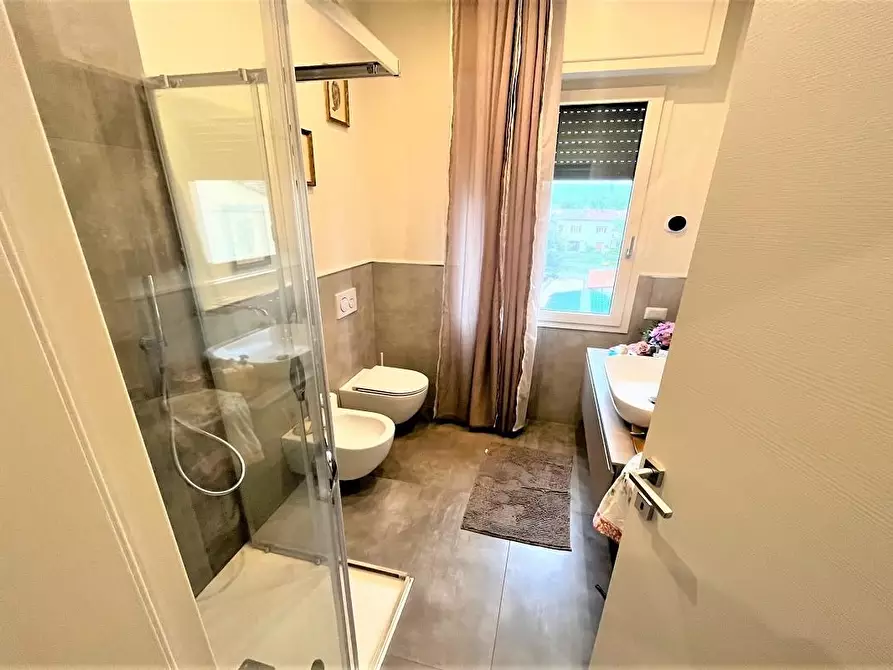 Immagine 11 di Appartamento in vendita  a Certaldo