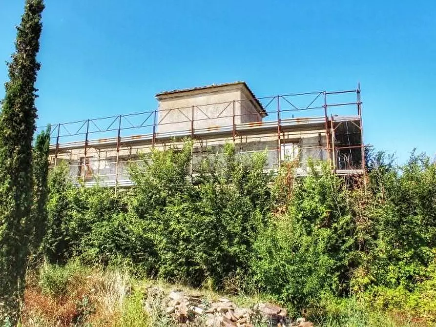 Immagine 4 di Casa indipendente in vendita  a Castelfiorentino