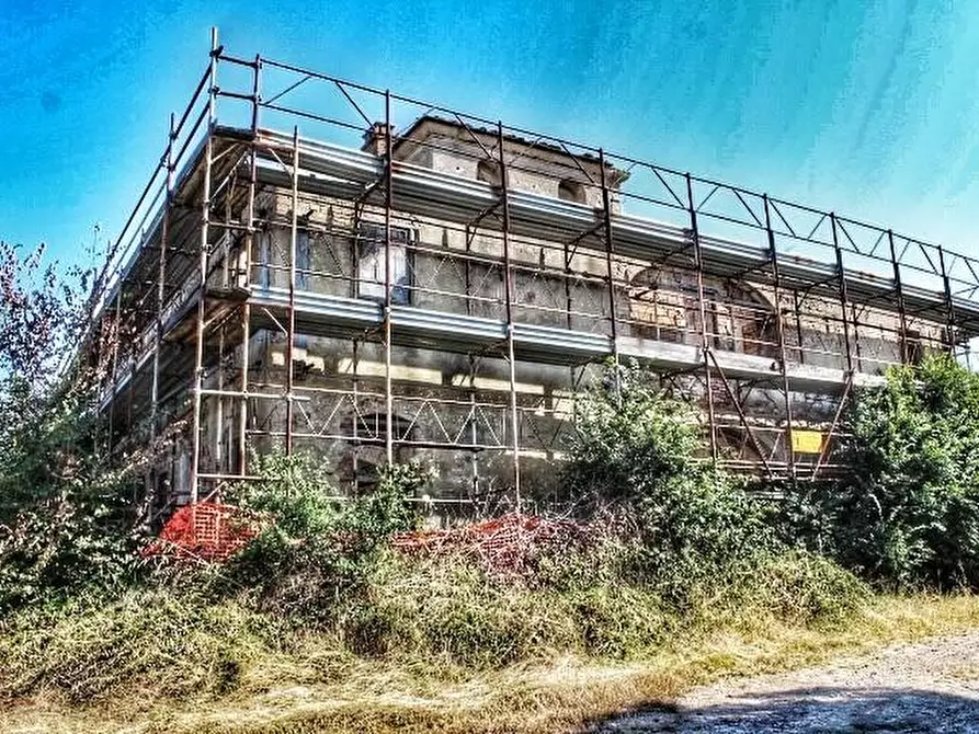 Immagine 2 di Casa indipendente in vendita  a Castelfiorentino