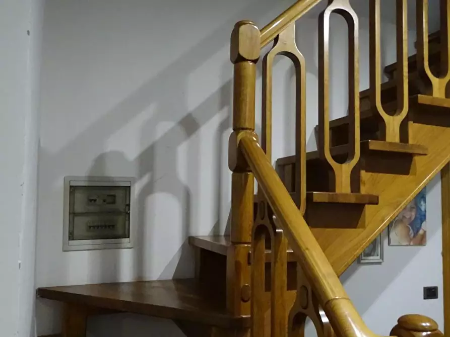 Immagine 29 di Casa indipendente in vendita  a Empoli