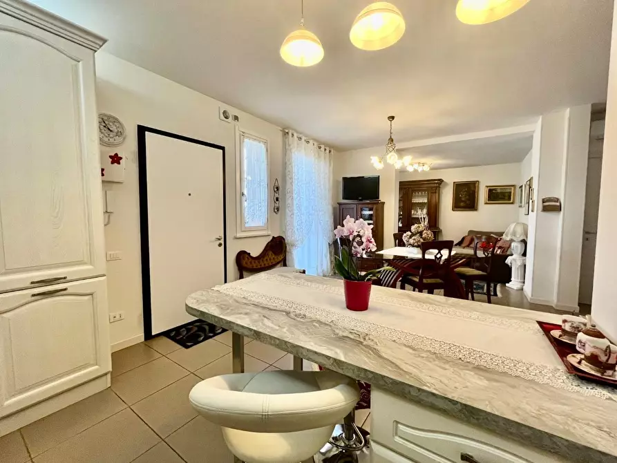 Immagine 7 di Appartamento in vendita  a Pontedera