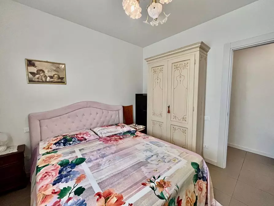 Immagine 16 di Appartamento in vendita  a Pontedera