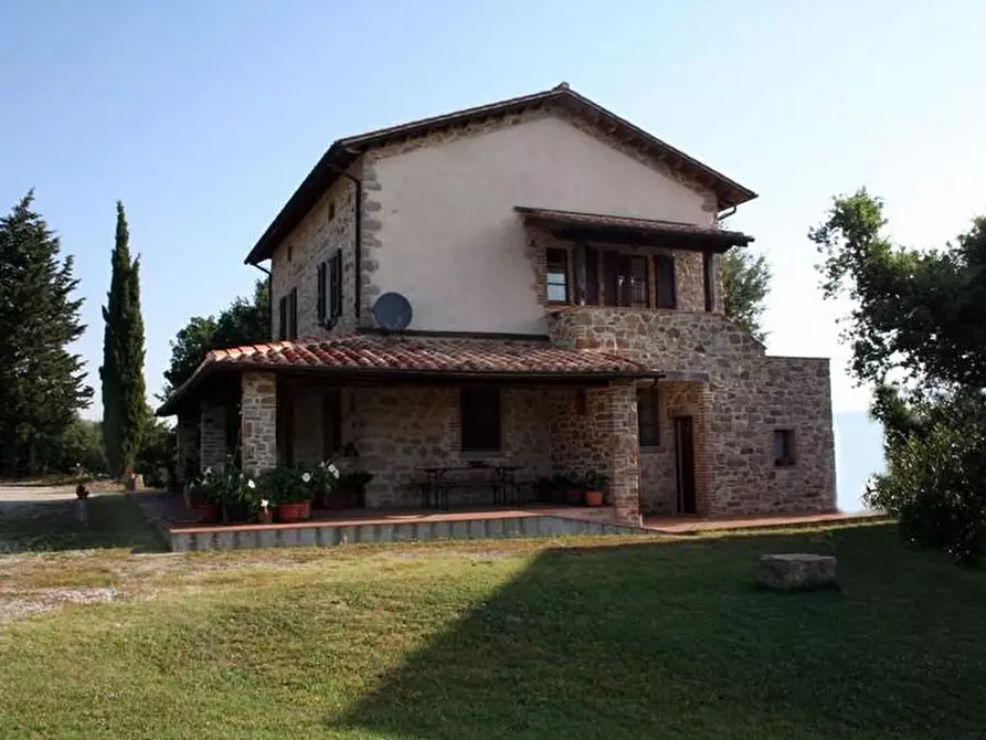 Immagine 14 di Casa colonica in vendita  a Semproniano