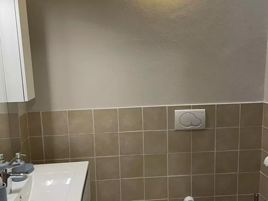 Immagine 21 di Villetta a schiera in vendita  a Massa