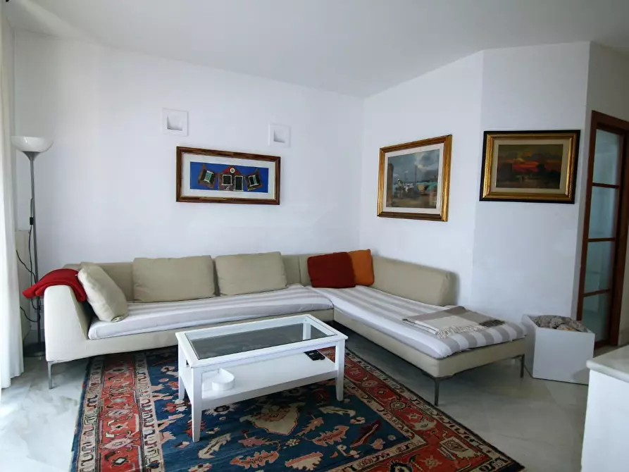 Immagine 5 di Appartamento in vendita  a Carrara