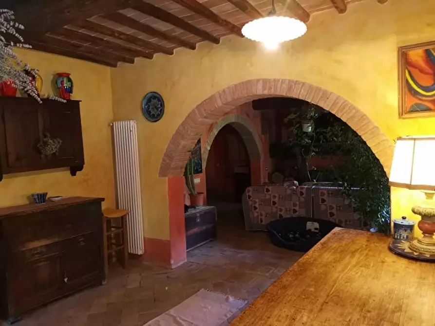 Immagine 11 di Casa colonica in vendita  a San Gimignano