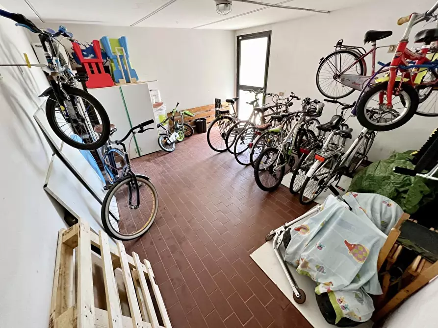 Immagine 20 di Appartamento in vendita  a Pisa