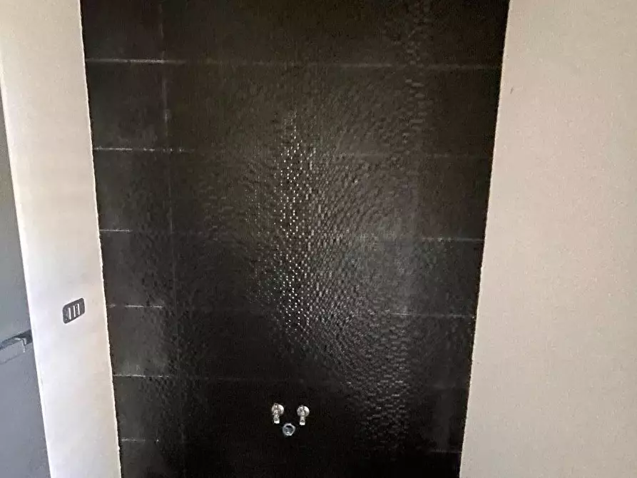 Immagine 34 di Villa in vendita  a Massa