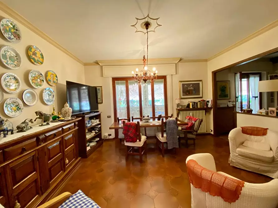 Immagine 32 di Casa bifamiliare in vendita  a Capannori