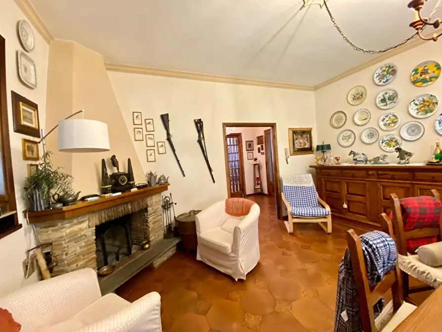 Immagine 36 di Casa bifamiliare in vendita  a Capannori