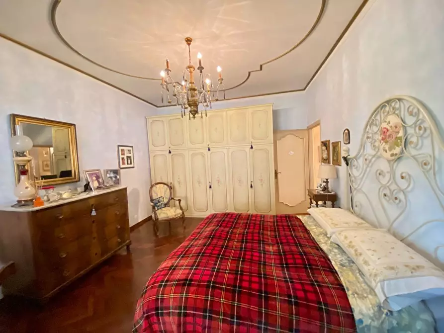 Immagine 13 di Casa bifamiliare in vendita  a Capannori