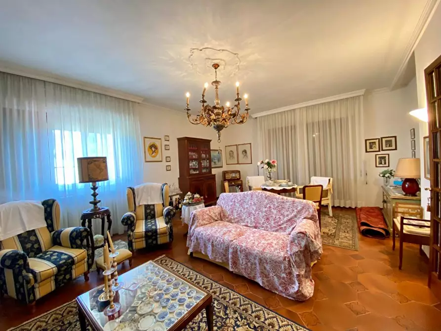 Immagine 29 di Casa bifamiliare in vendita  a Capannori