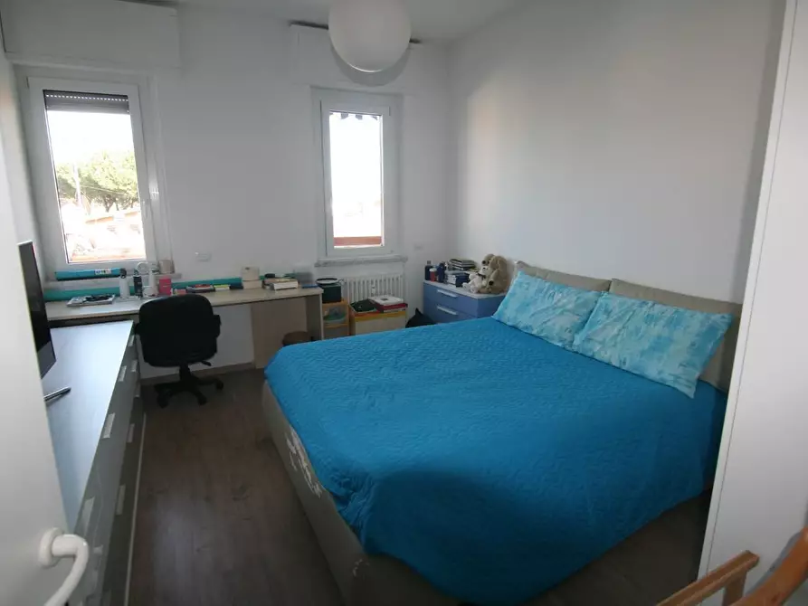 Immagine 16 di Appartamento in vendita  a Carrara