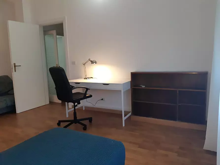 Immagine 6 di Appartamento in affitto  a Pisa