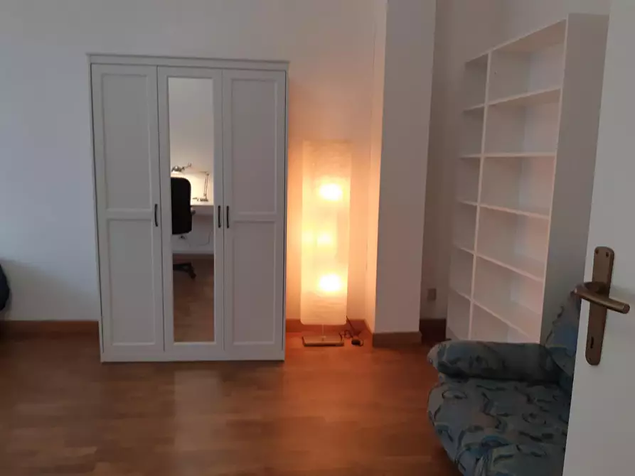 Immagine 9 di Appartamento in affitto  a Pisa