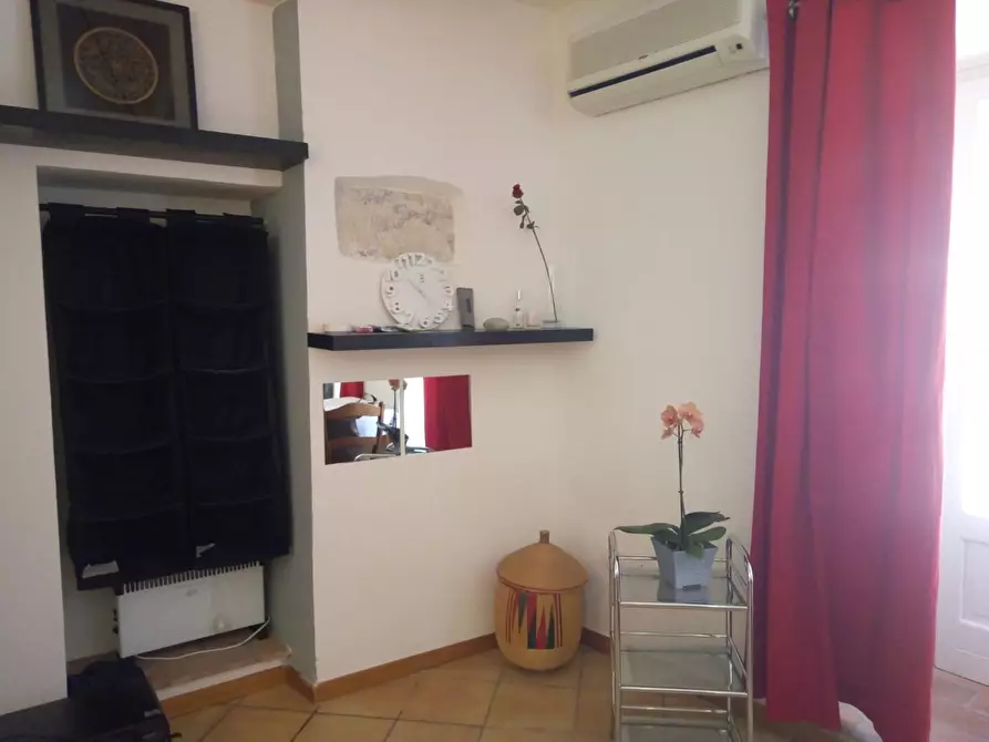 Immagine 9 di Appartamento in vendita  a Carrara