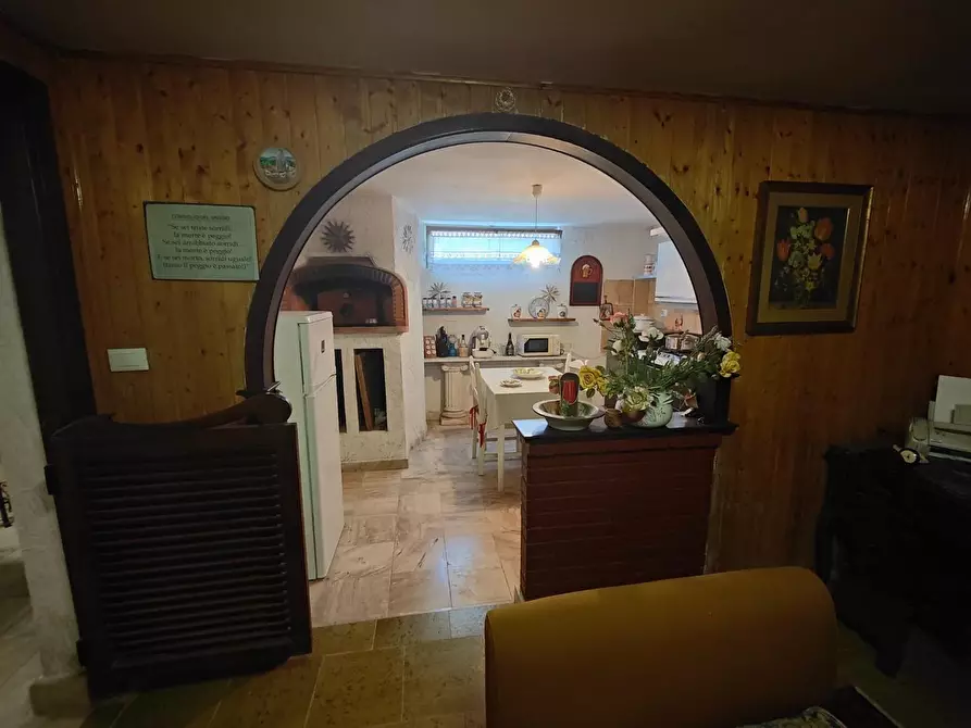 Immagine 16 di Villa in vendita  a Carrara